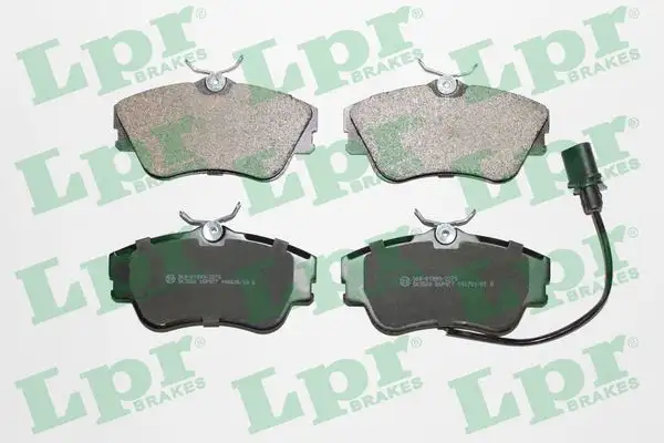 LPR 05P977 Ön Fren Balatası 7D0698151G